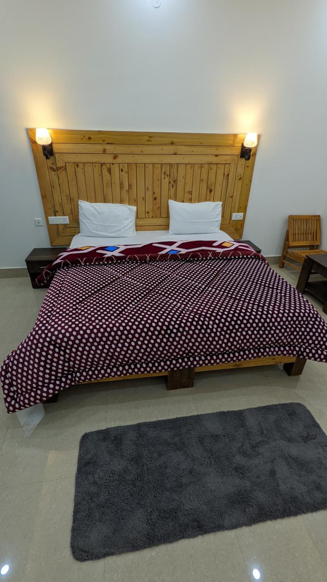 Hotel Himalayan Foxhole Chakrata Room photo